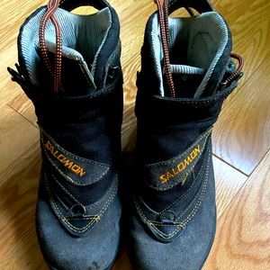 Salomon Hicking boots